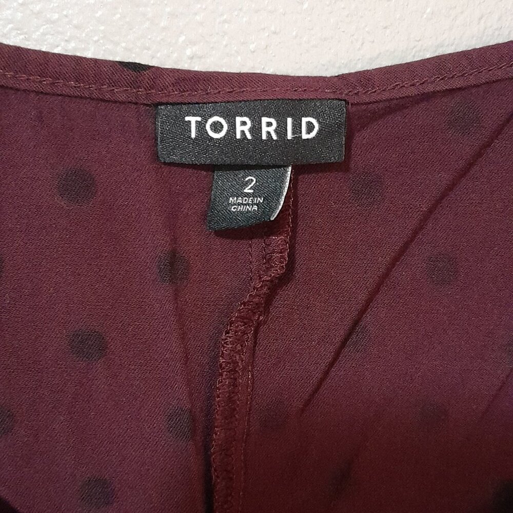 Torrid Fit Flare Stretch Challis Button Front Tank Burgundy Black Polka Dots 2X - Picture 4 of 7